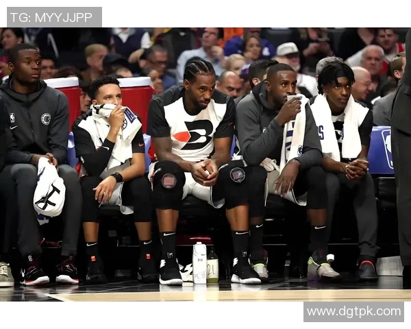 7届全明星！快船官方：伦纳德，你穿全明星球衣真好看